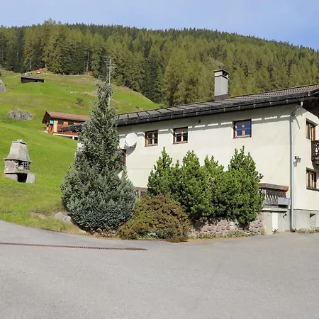 Haus Chumma Apt1 By Interhome