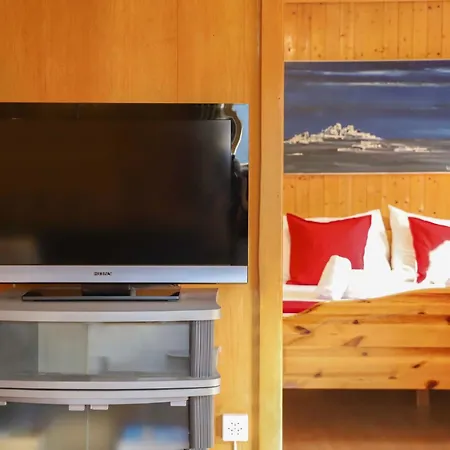 Haus Chumma Apt1 By Interhome Frauenkirch